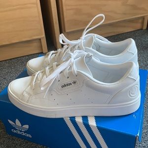Adidas Sleek W Vegan size 6W